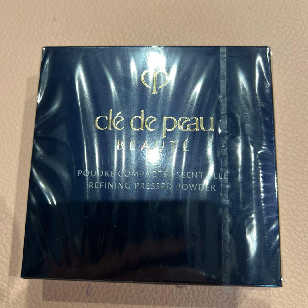 クレ・ド・ポーボーテプードルコンパクトエサンシエルn