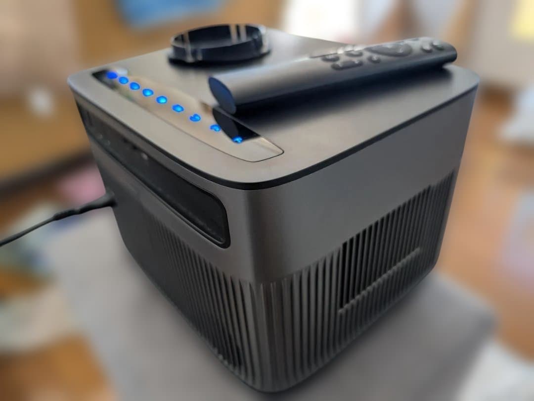 WiMiUS ホームプロジェクター P64 キャリーバッグ付（箱なし）