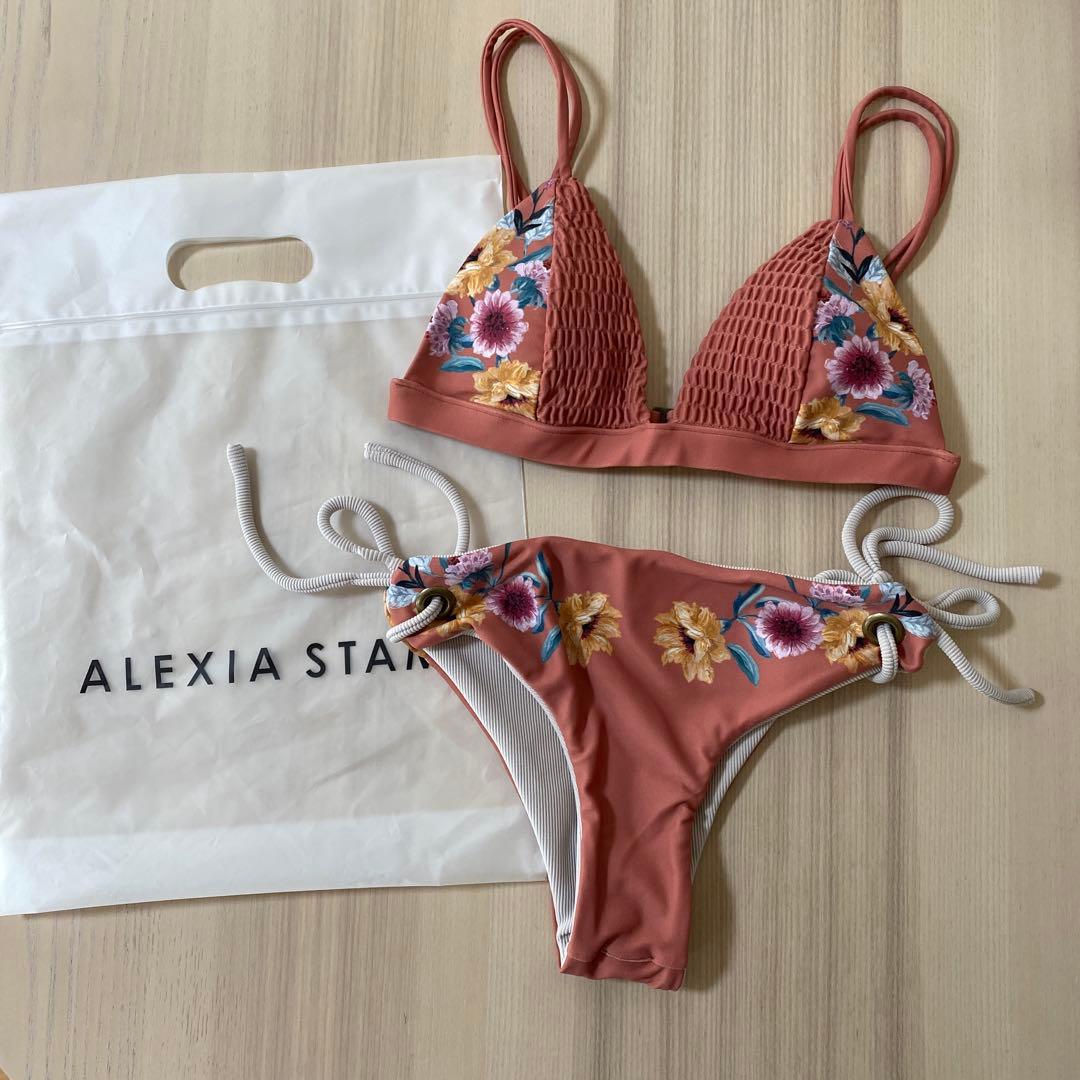 ALEXIA STAM フラワー柄ビキニ