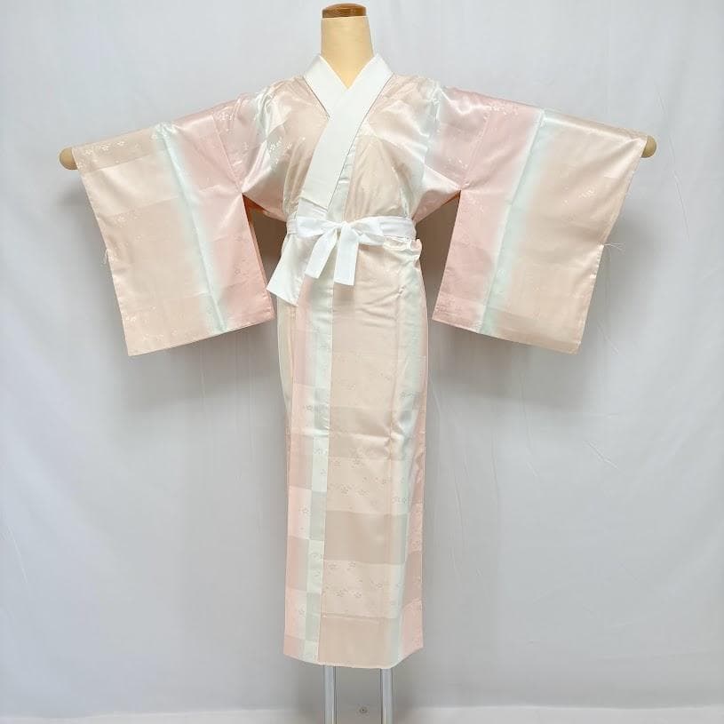 ゆりのはな　創世舎　長襦袢　立体裁断　地紋桜柄　袷　衣紋ぬき　日本製　D402