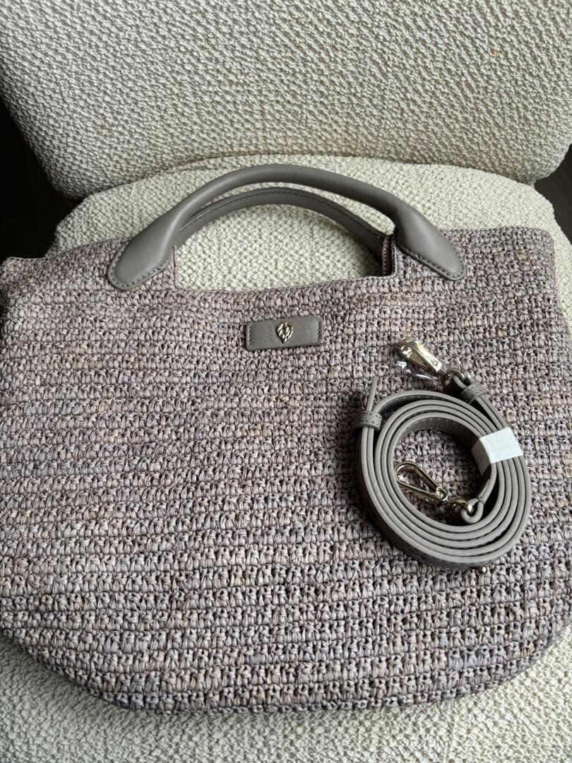 【中古】ヘレンカミンスキー　ラフィア　グレージュ　かごバッグ