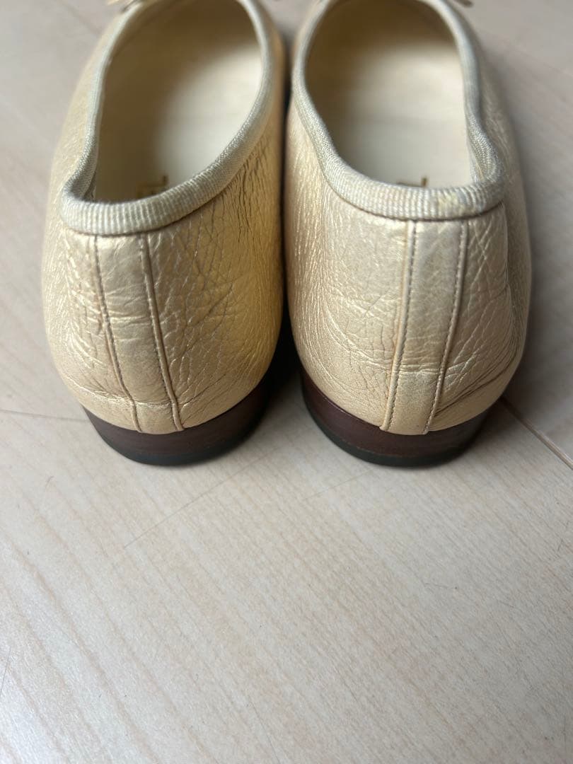 CHANEL ベージュ リボン付きバレエシューズ