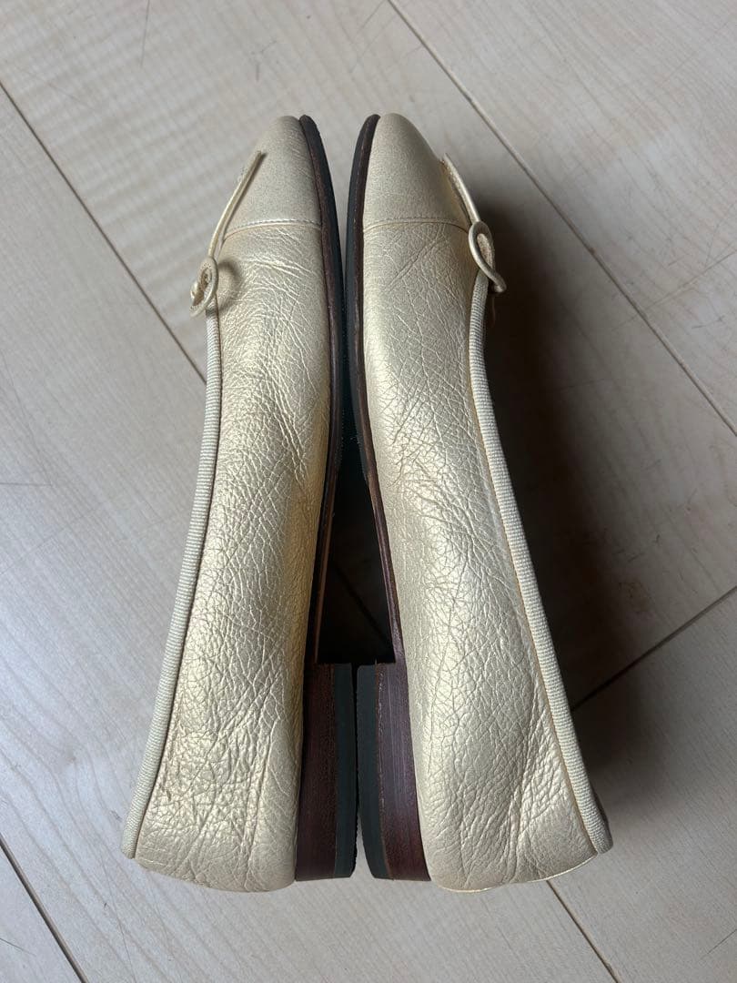 CHANEL ベージュ リボン付きバレエシューズ