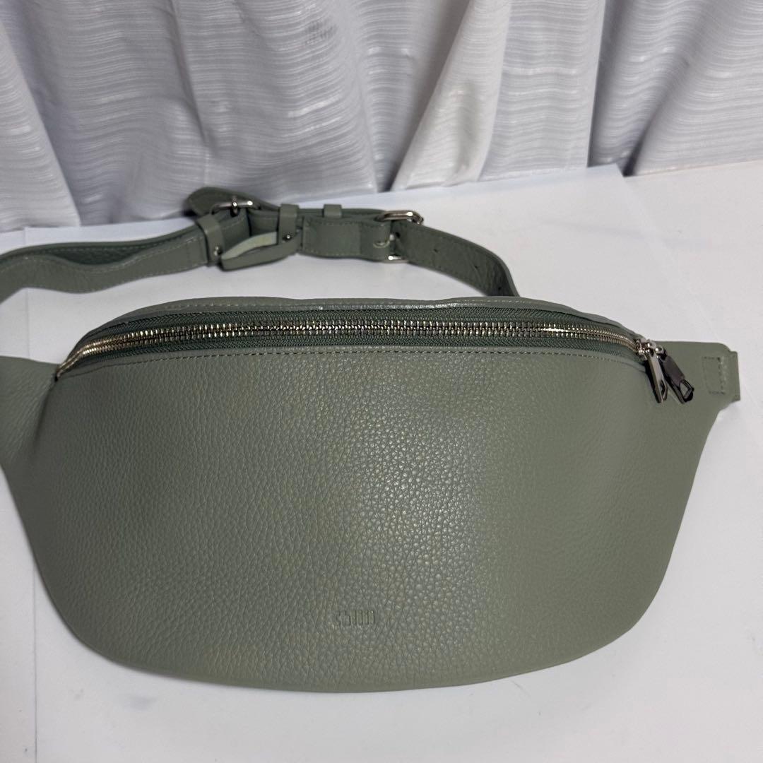 ⭐️未使用⭐️chiiiibag ウエストバッグ　ボディバッグ　レザー