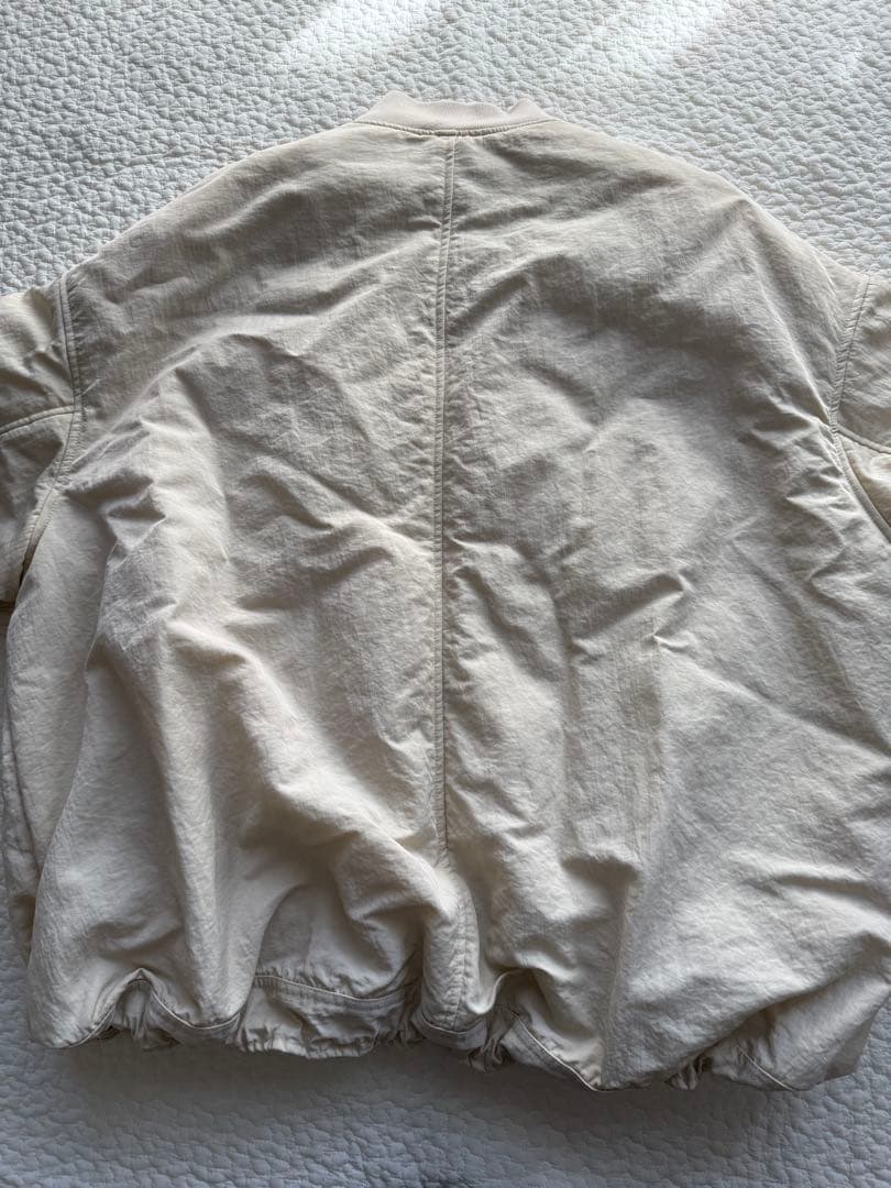 【美品】DISCOAT ディスコート メモリーボンバーブルゾン　アイボリー