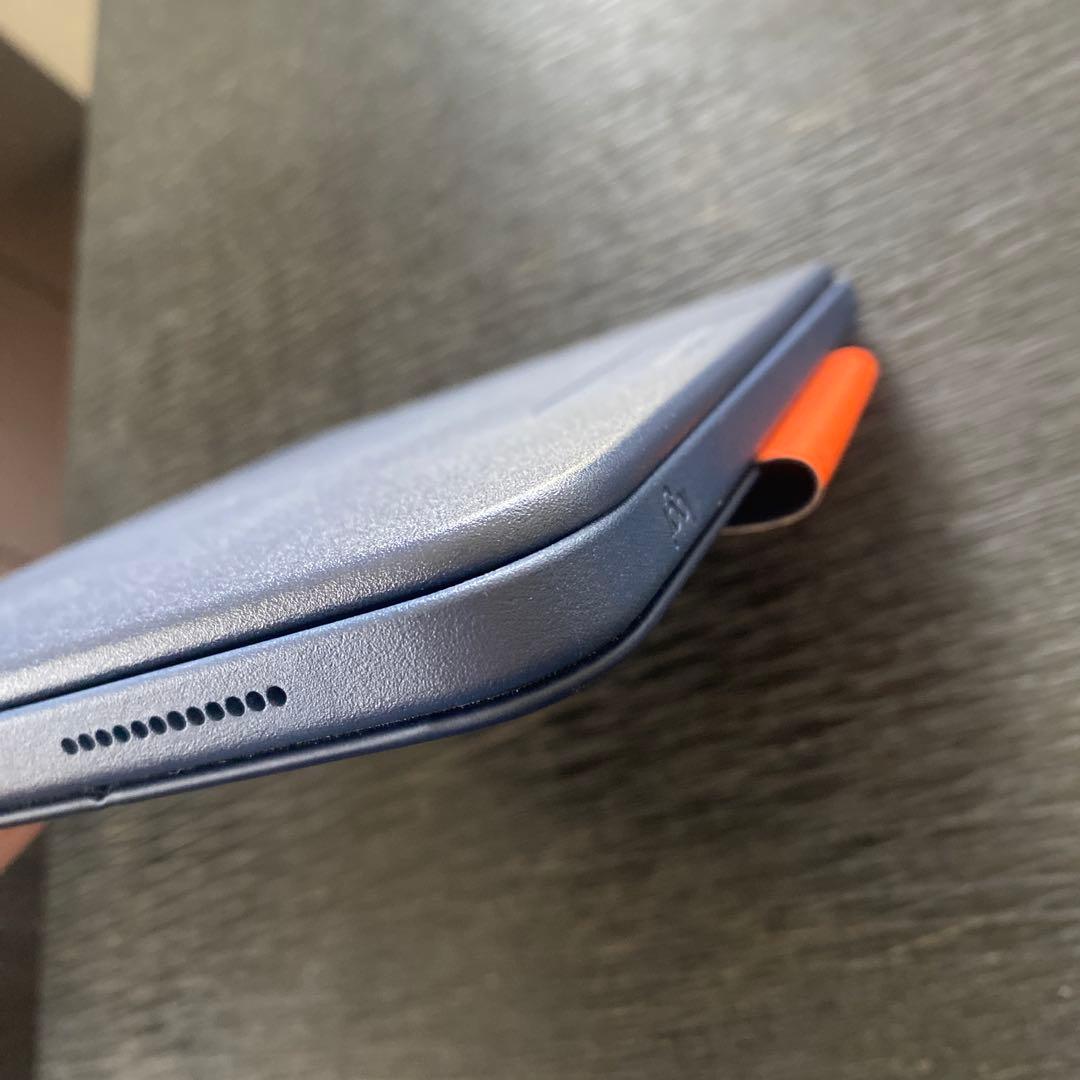 【ほぼ新品】　Logicool 4 iPad (第10世代)