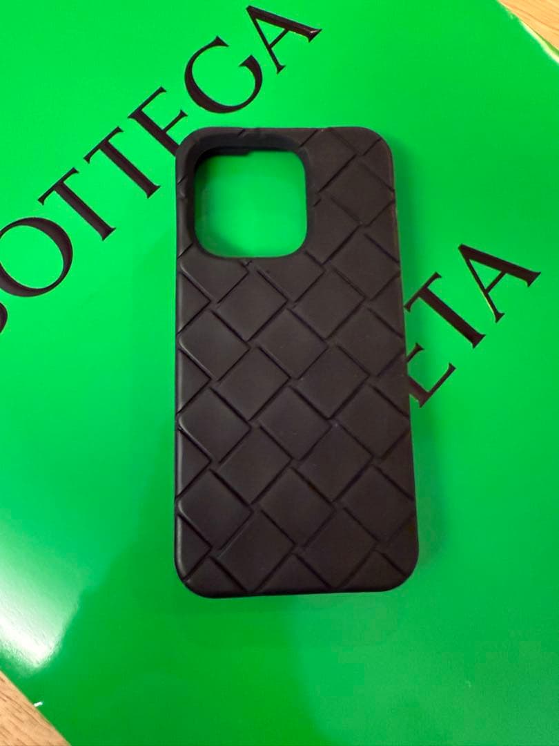 Bottega Veneta iPhone16pro用ケースブラック