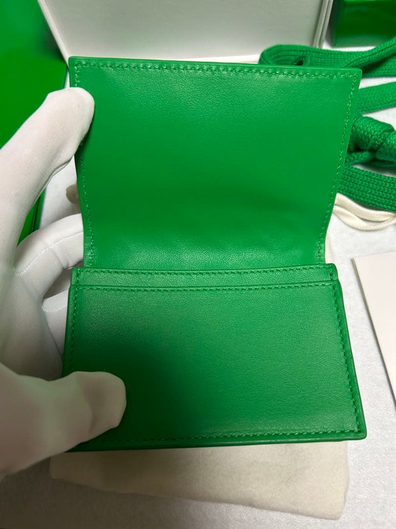 【未使用】BOTTEGA VENETA⭐︎グリーン⭐︎名刺入れ