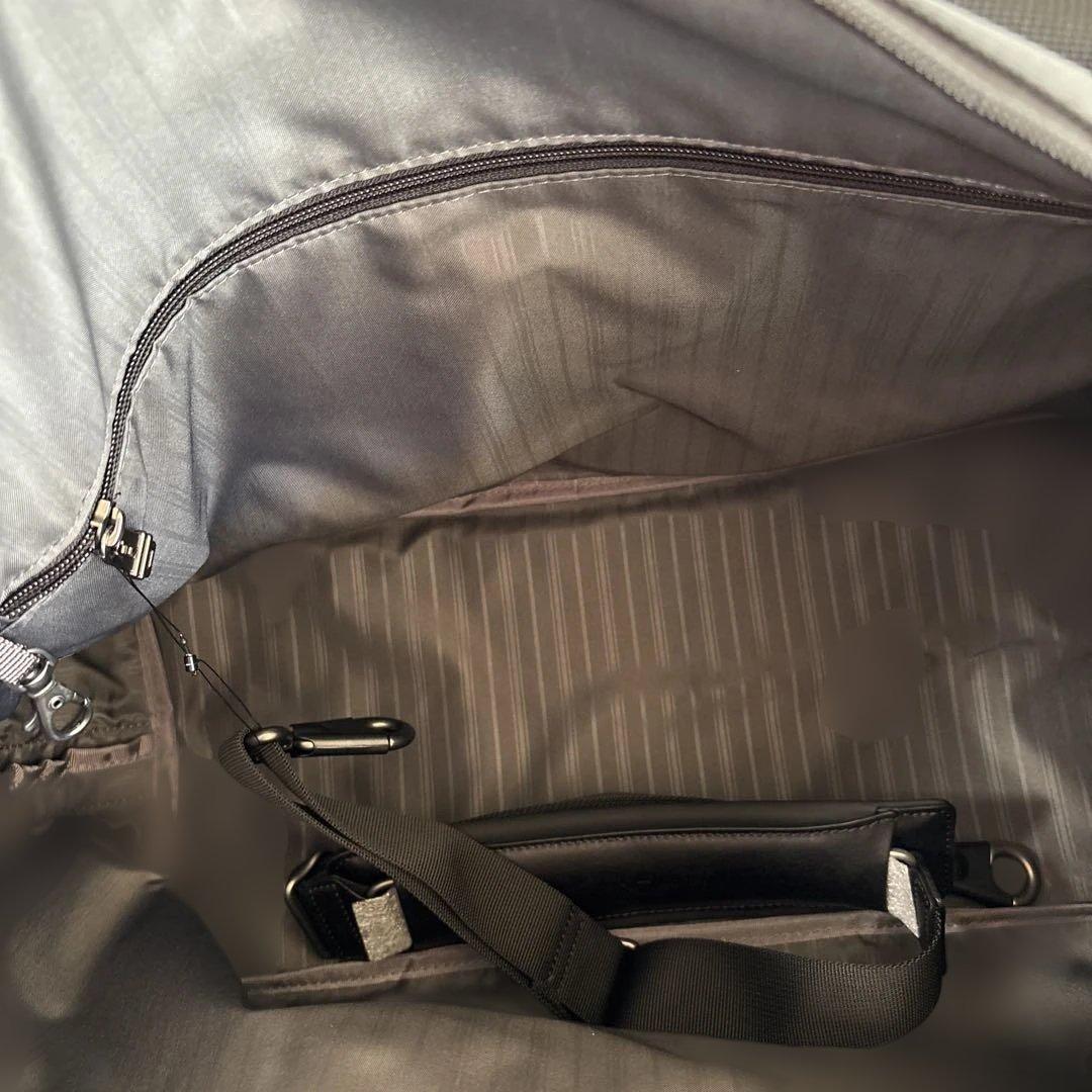 TUMI トウミ　ブラック ボストンバッグ　トートバッグ　ビジネスバッグ