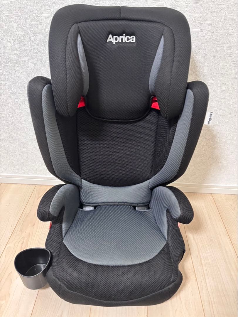 美品　アップリカ Apricaエアライド ジュニアシート ドリンクホルダー付き