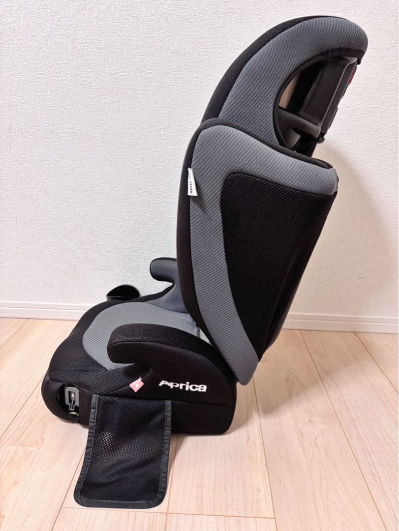 美品　アップリカ Apricaエアライド ジュニアシート ドリンクホルダー付き