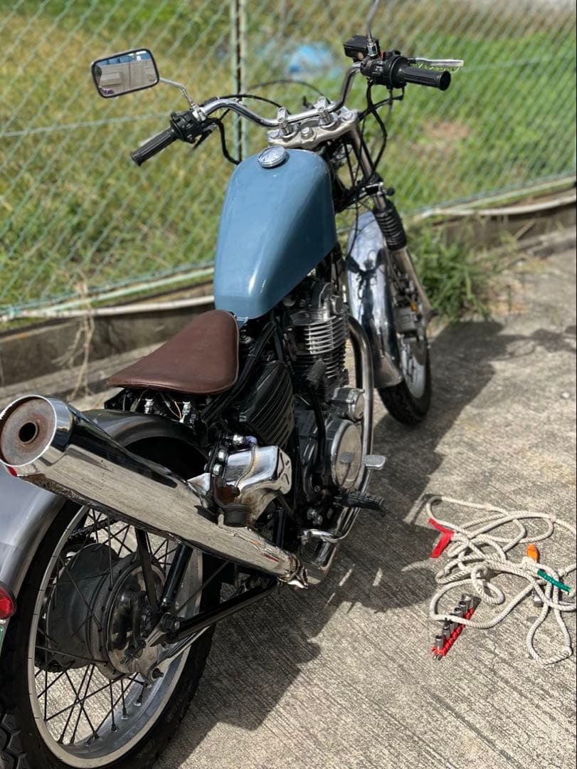 SR400 スポスタ　タンク