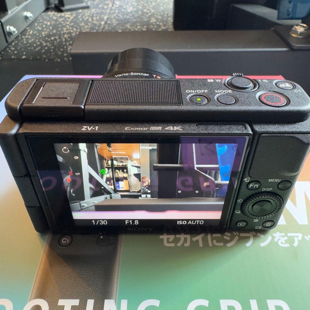 【極美品】SONY VLOGCAM ZV-1G グリップキット おまけ多数！
