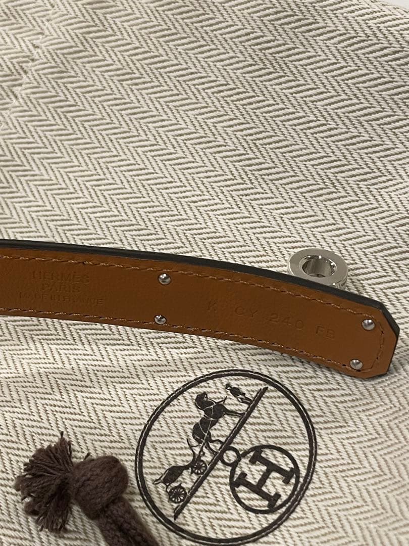 【新品未使用】25.10月購入 Kelly ベルト レシート 保存袋付き