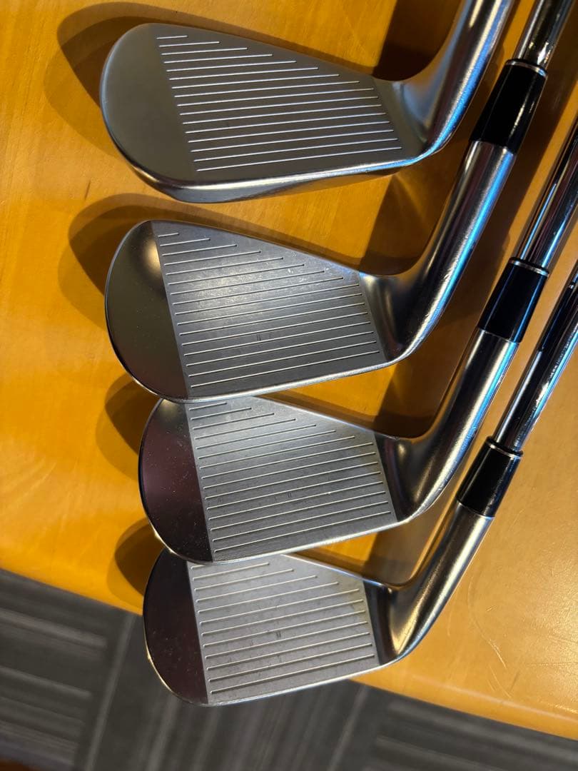スリクソンzx5mk2アイアンセット　PW〜7
