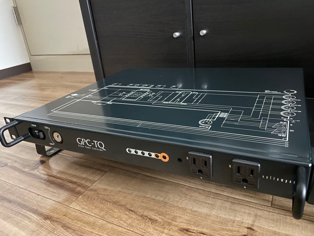 VOLT AMPERE / GPC-TQ