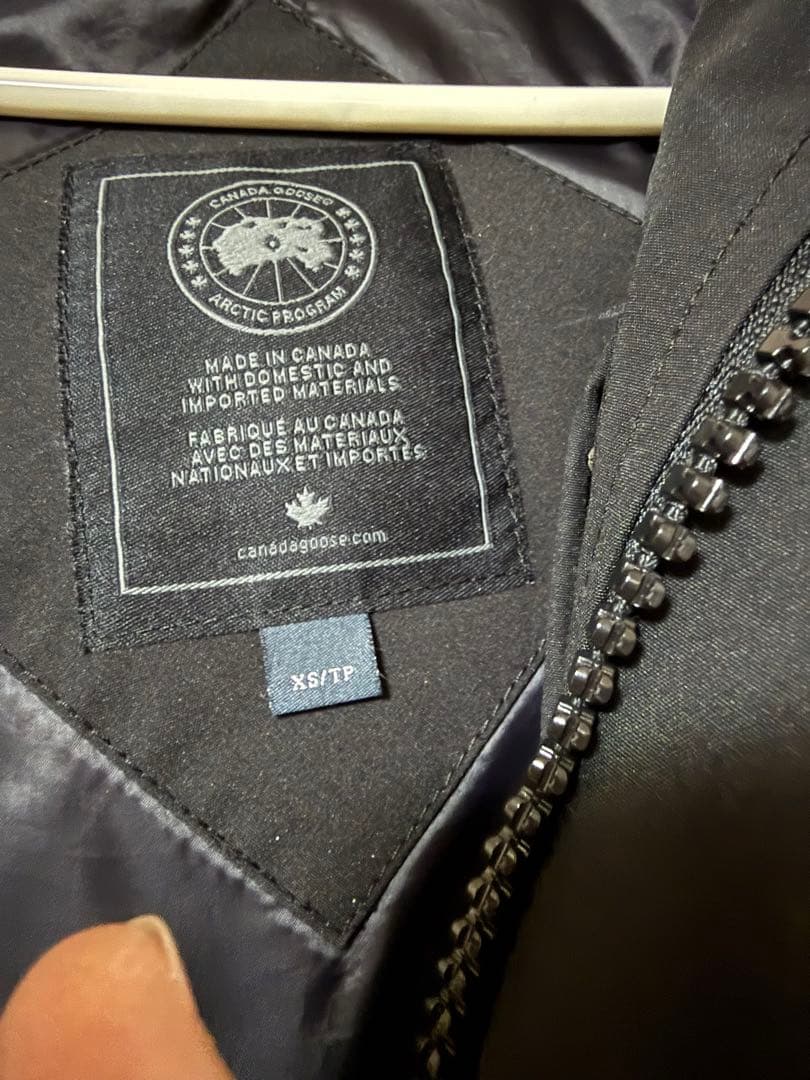 カナダグース　ダウンジャケット　ブラックレーベル