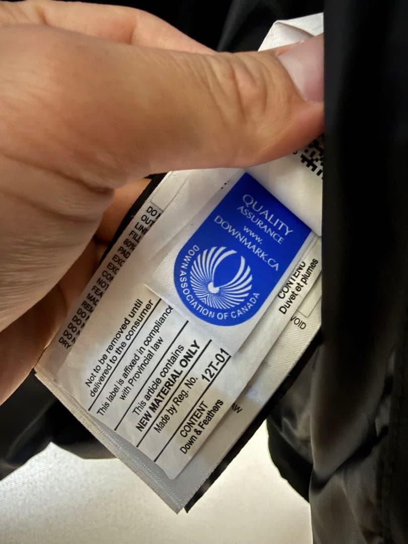 カナダグース　ダウンジャケット　ブラックレーベル