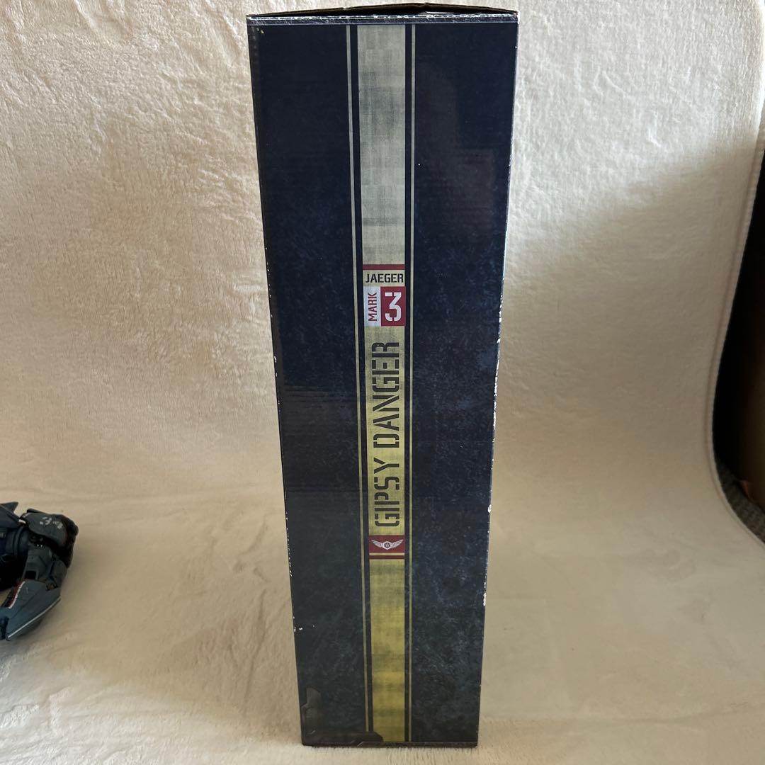 パシフィックリム　18インチDXアクションフィギュア　ジプシーデンジャー