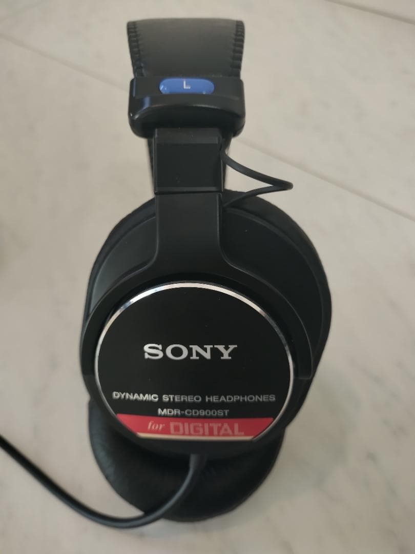 ヘッドホン SONY MDR-CD900ST