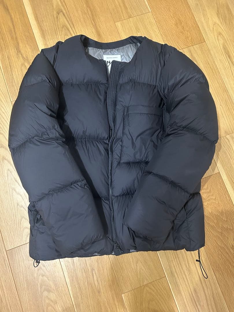 NEUTRALWORKS サイネリア ダウンノーカラージャケットKSU13205