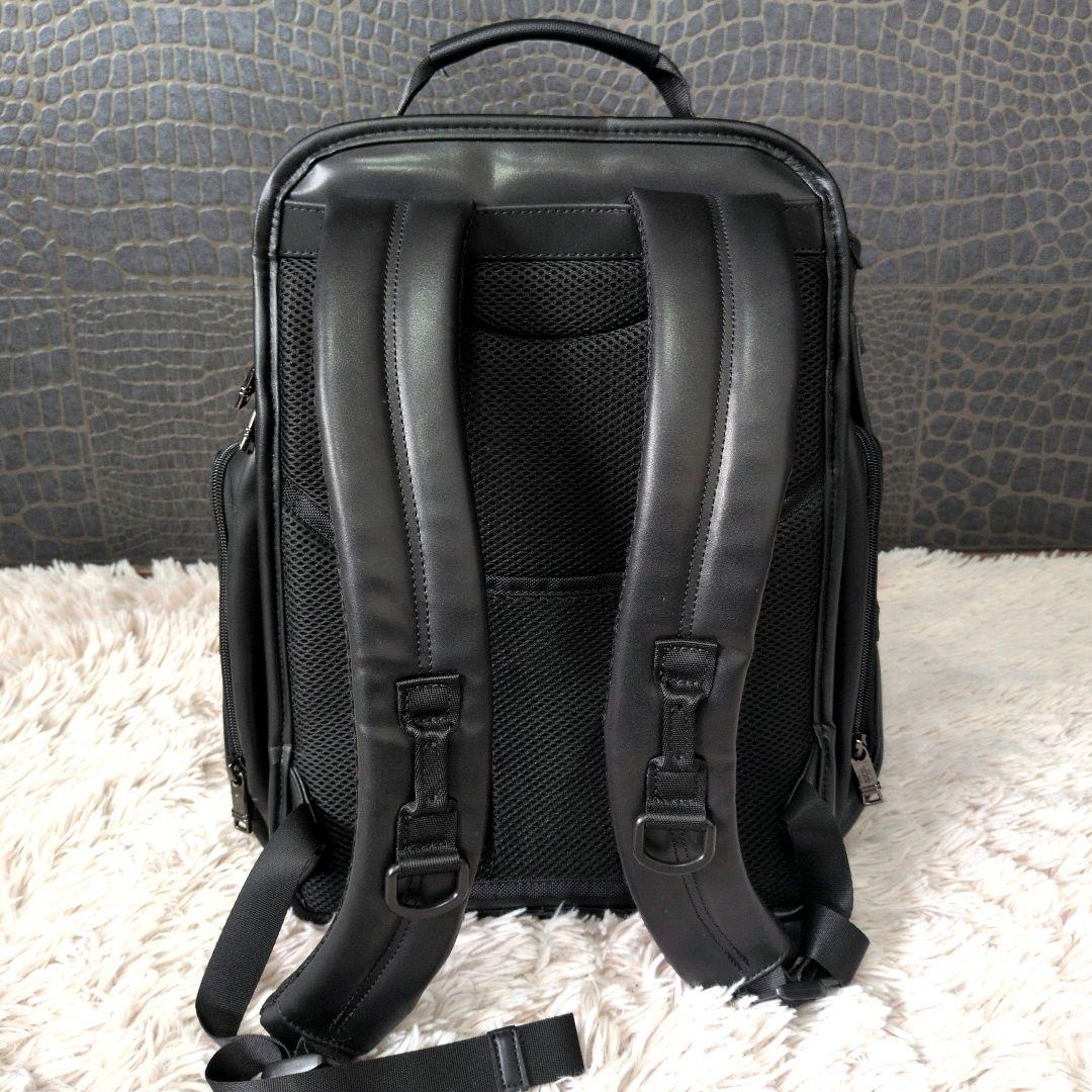 【美品】トゥミ リュック ALPHA3 カーボンレザー ビジネス 正規品