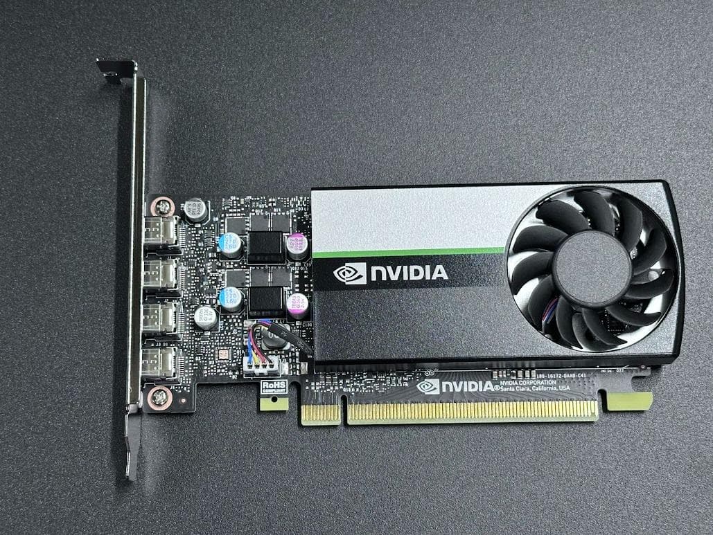 ●新品未使用● NVIDIA T1000 8GB グラフィックボード