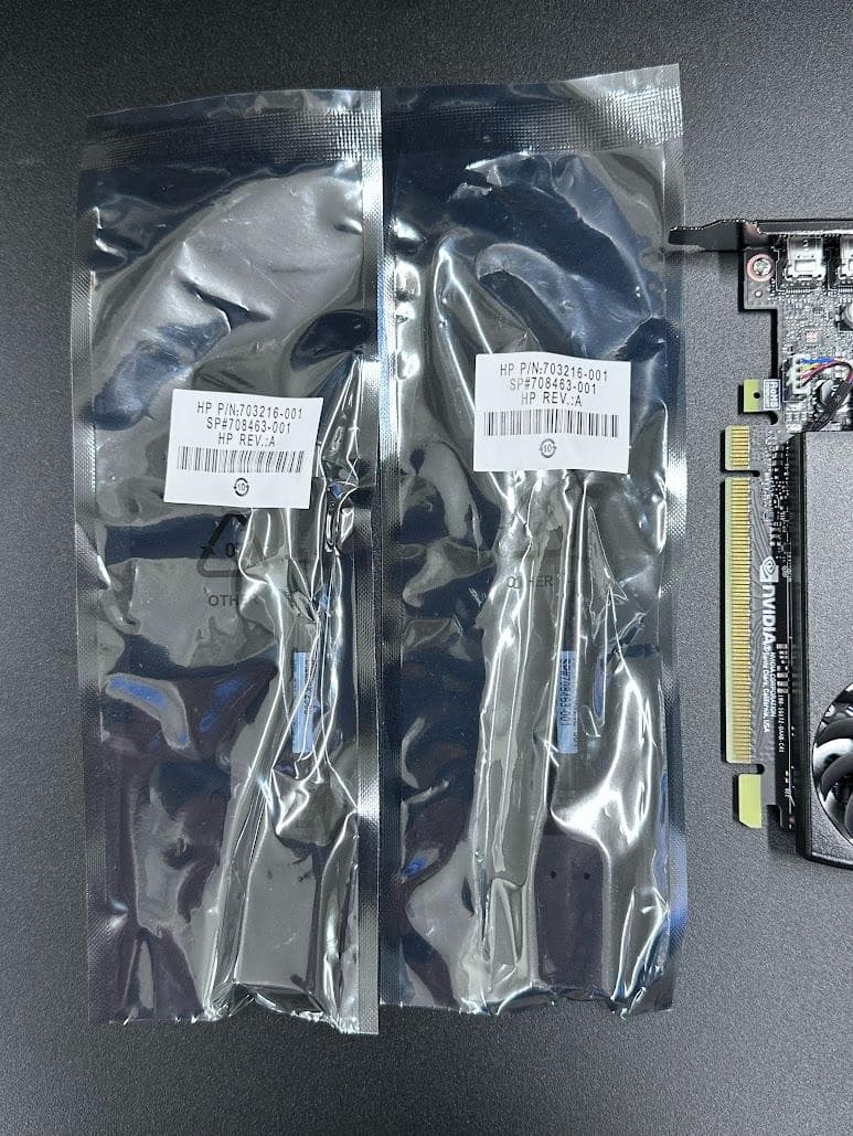●新品未使用● NVIDIA T1000 8GB グラフィックボード
