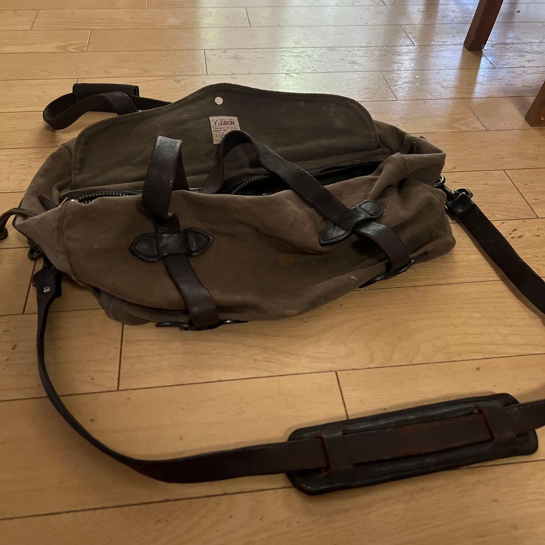 【FILSON】ミディアム ダッフルバッグ（スーパーピエロ）