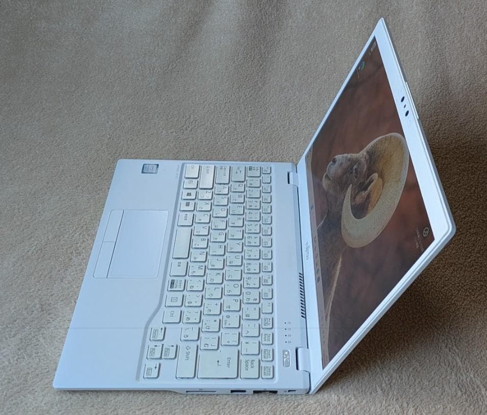 FMV LIFEBOOK【美品】