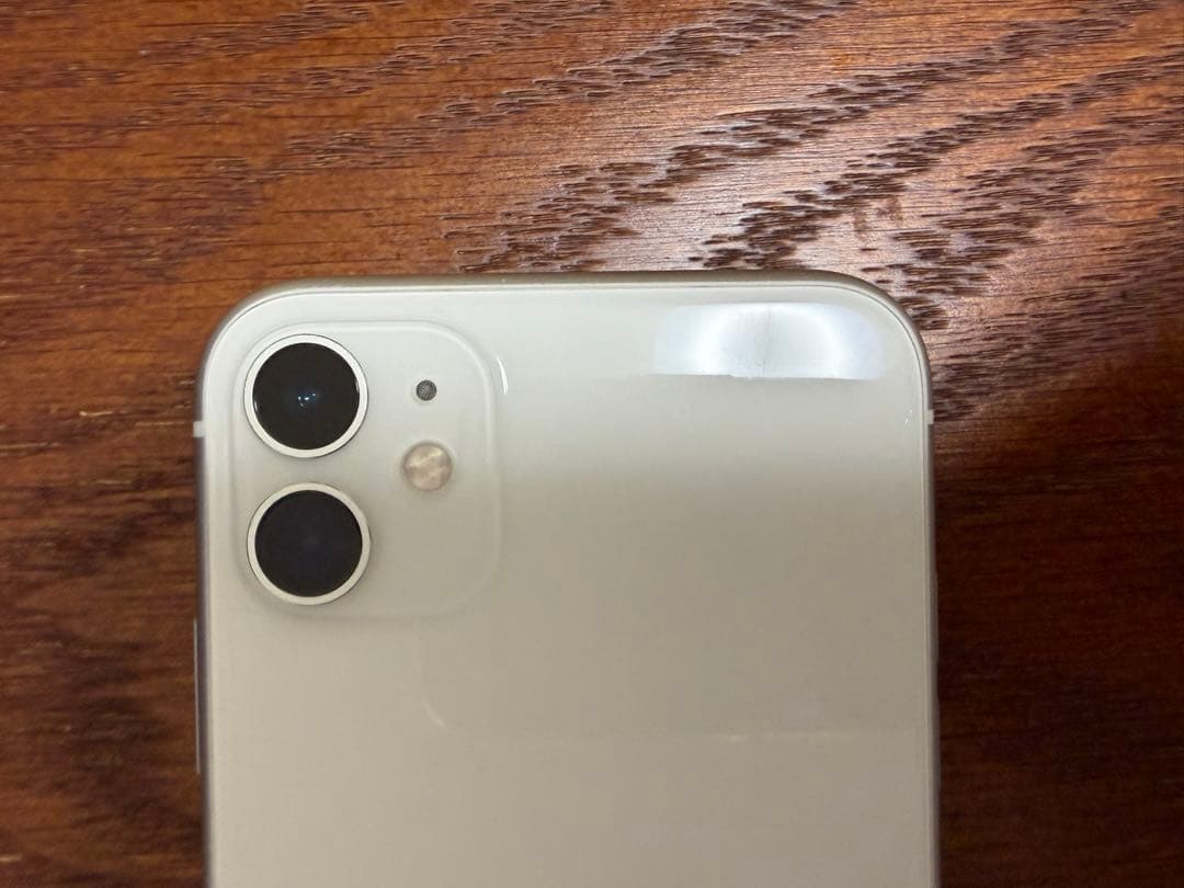 iPhone 11 ホワイト 128GB 本体 バッテリー88%