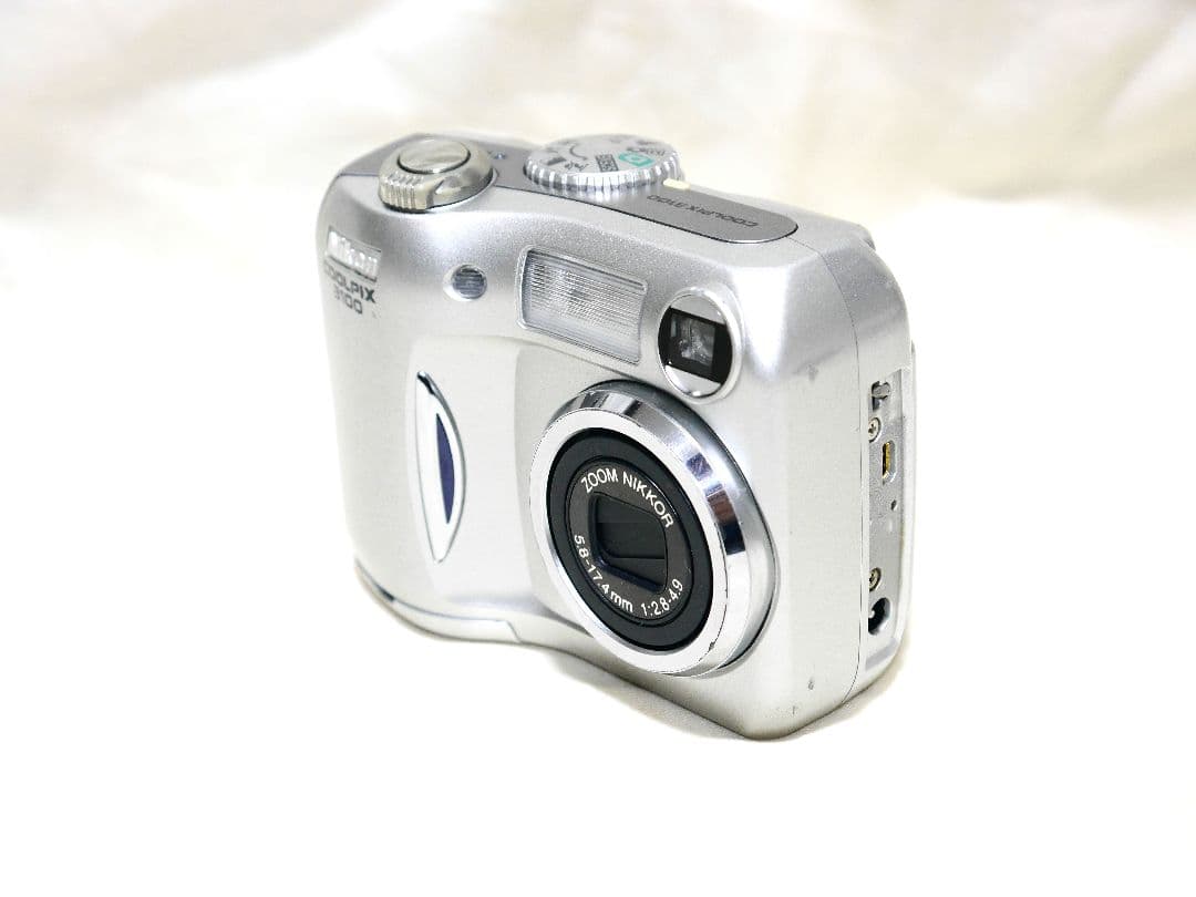 Nikon COOLPIX 3100 コンパクトデジタルカメラ