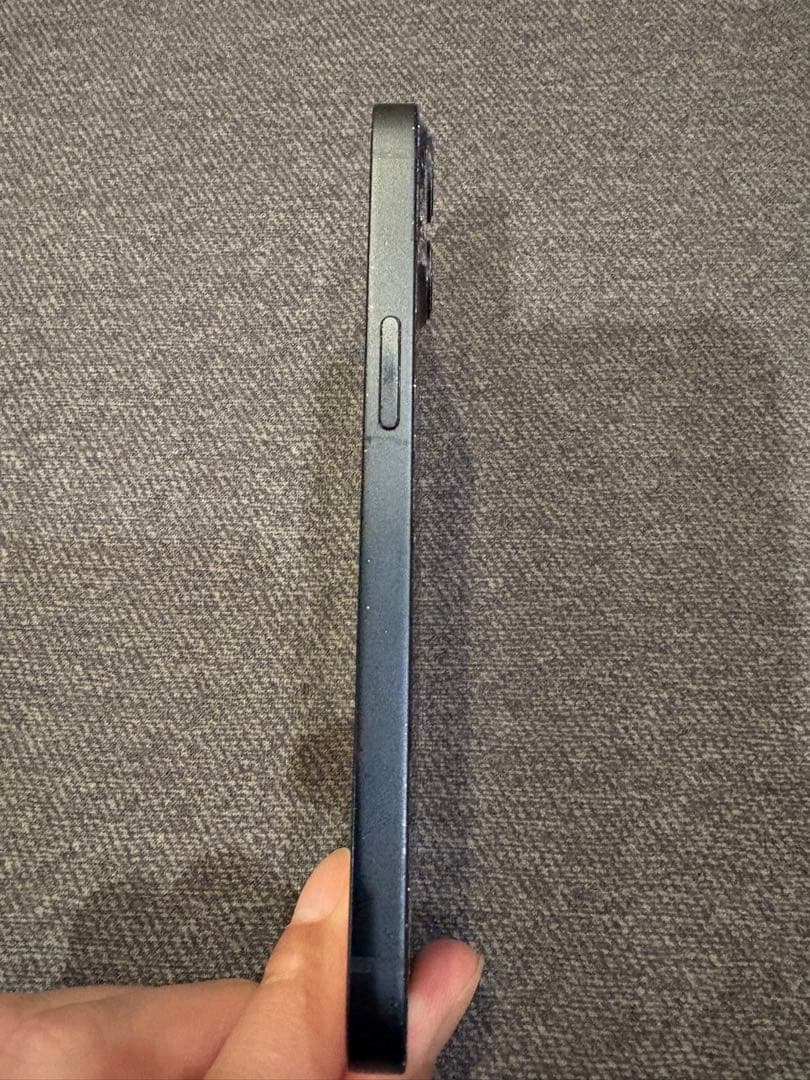 ジャンク Apple iPhone 13 黒