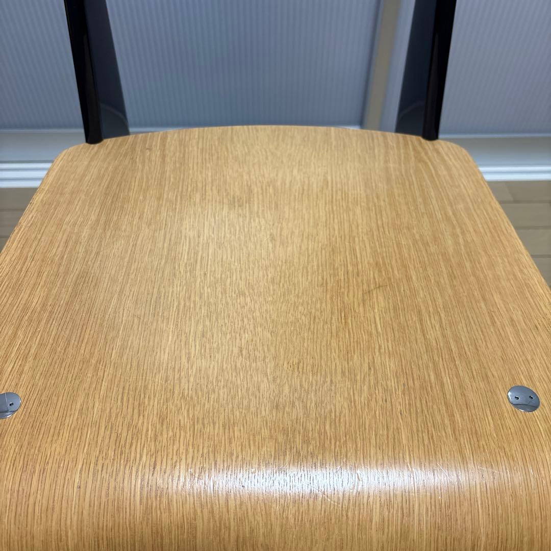 Vitra Prouvé Collection デスクチェア　黒