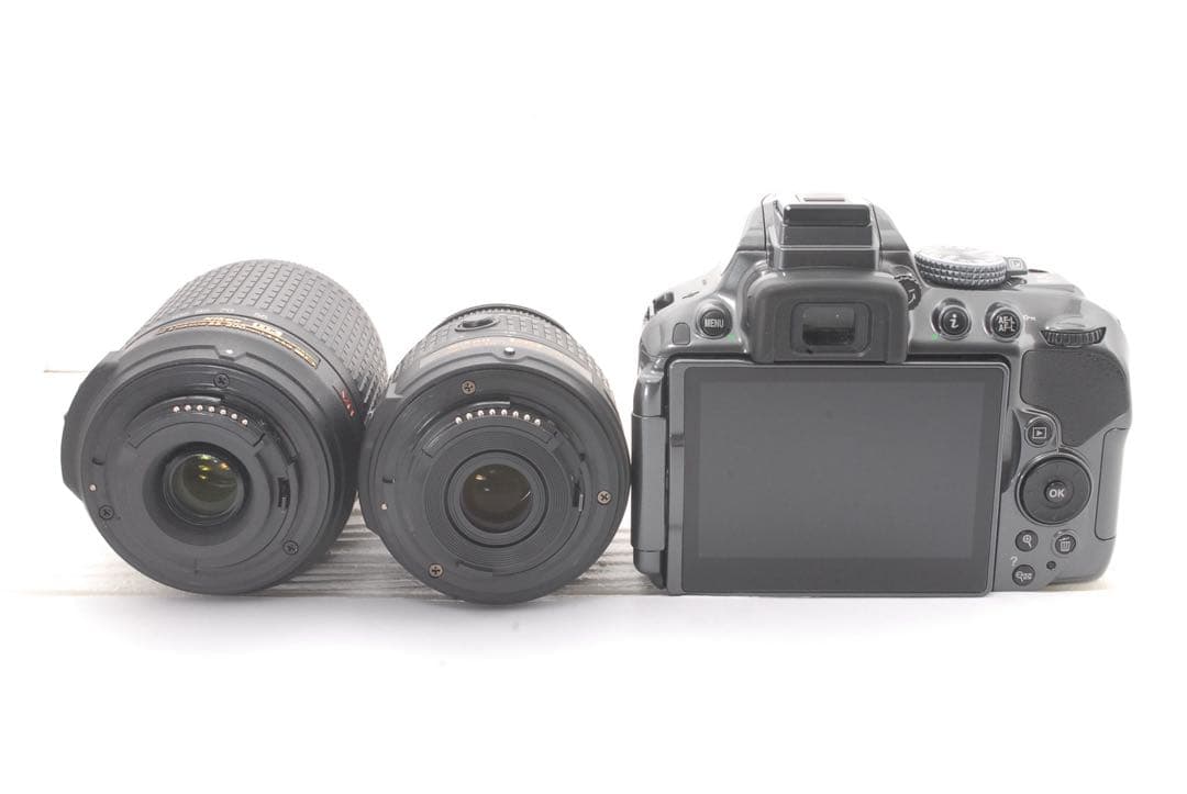 美品✨ Nikon D5300 ショット数994回 Wi-Fi搭載 グレー