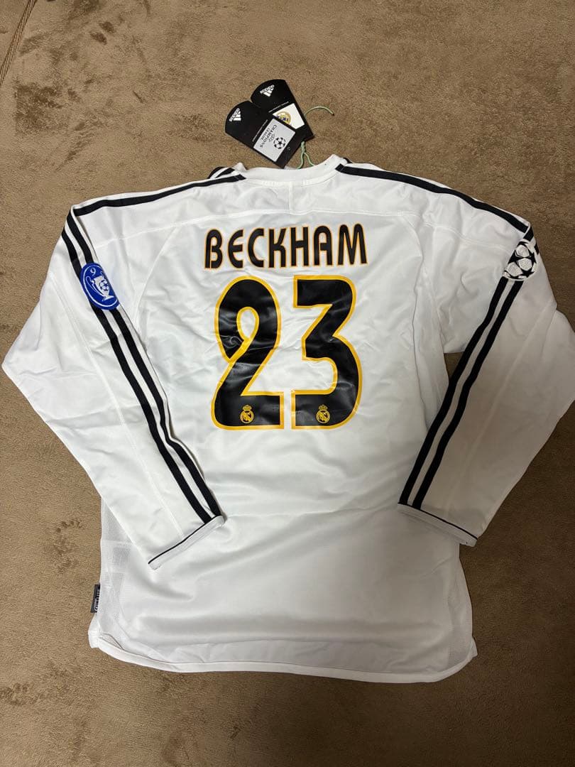 03-04年 レアルマドリード CLオーセンティック缶付 ベッカム