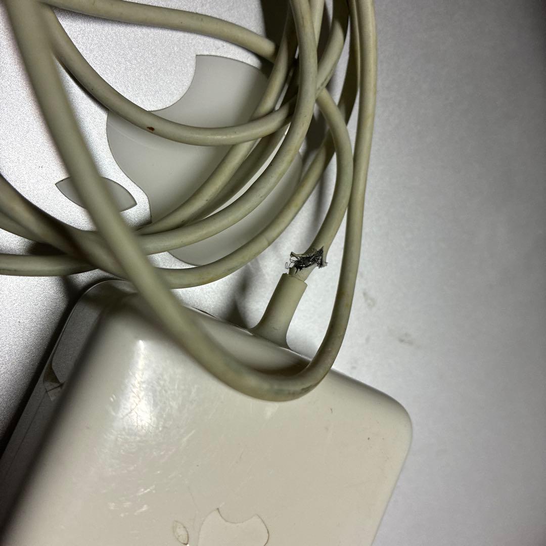 MacBook本体 MacBook Air 11 2015 i5/8GB/128GB