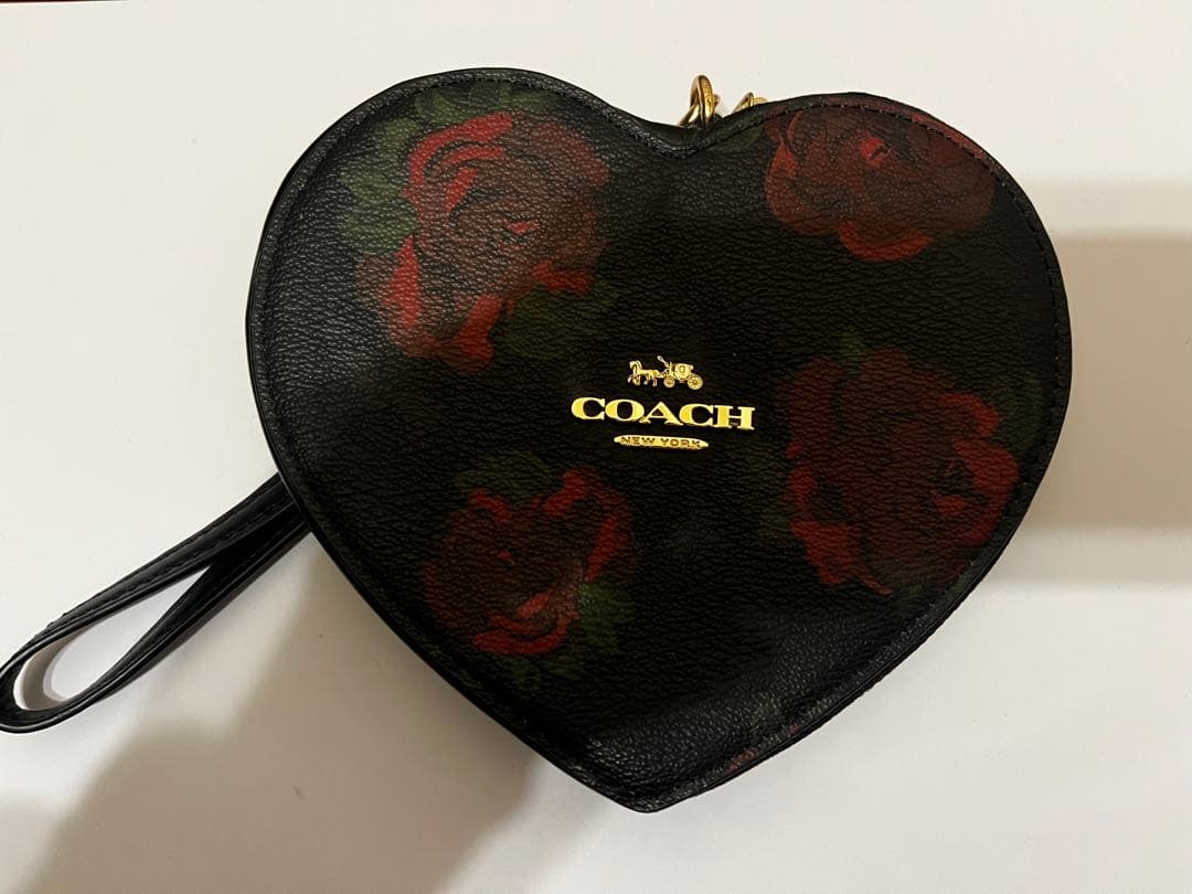 coach長財布&ハート型ポーチ