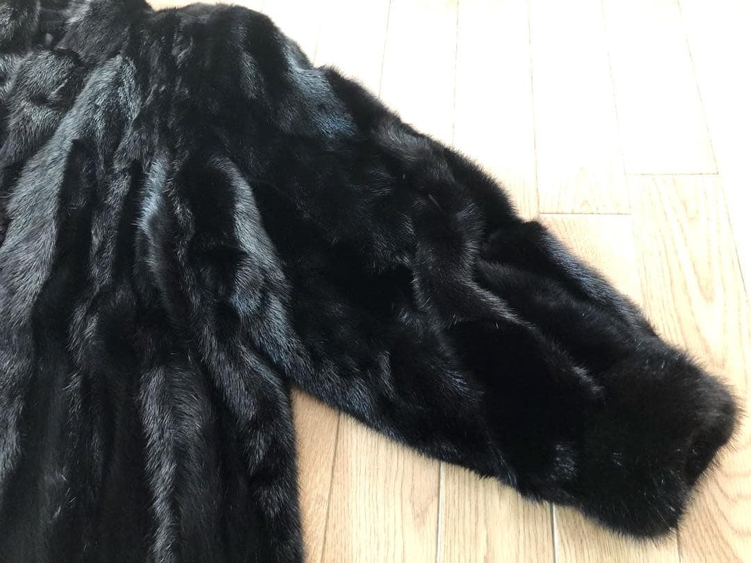 ミンク MINK 毛皮 ボリューム袖 コート 艶 ブラック 裏地刺繍☆９-１１