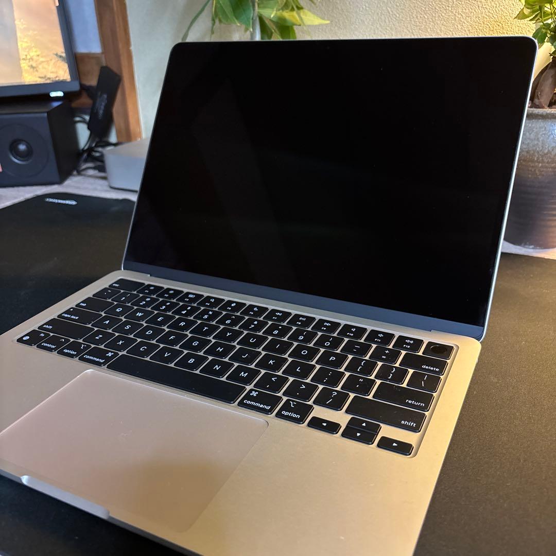 M2 MacBook Air USキーボード 【2025年2月購入】