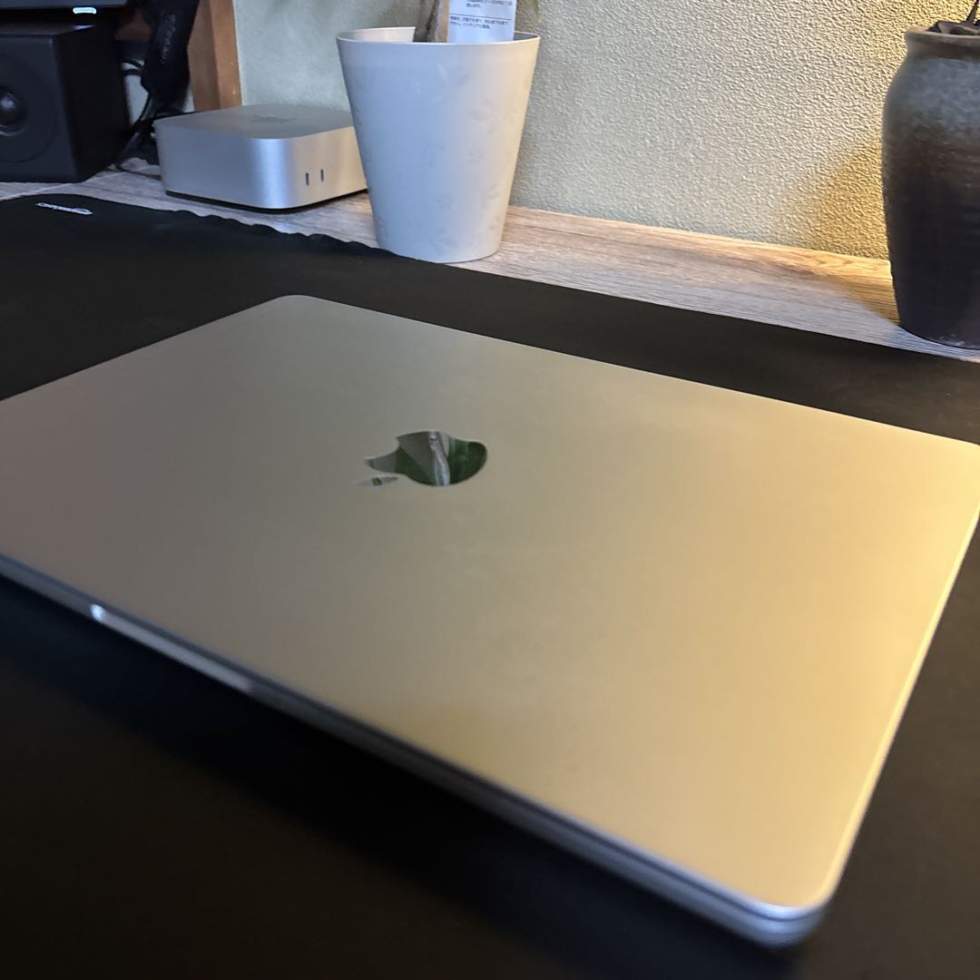 M2 MacBook Air USキーボード 【2025年2月購入】