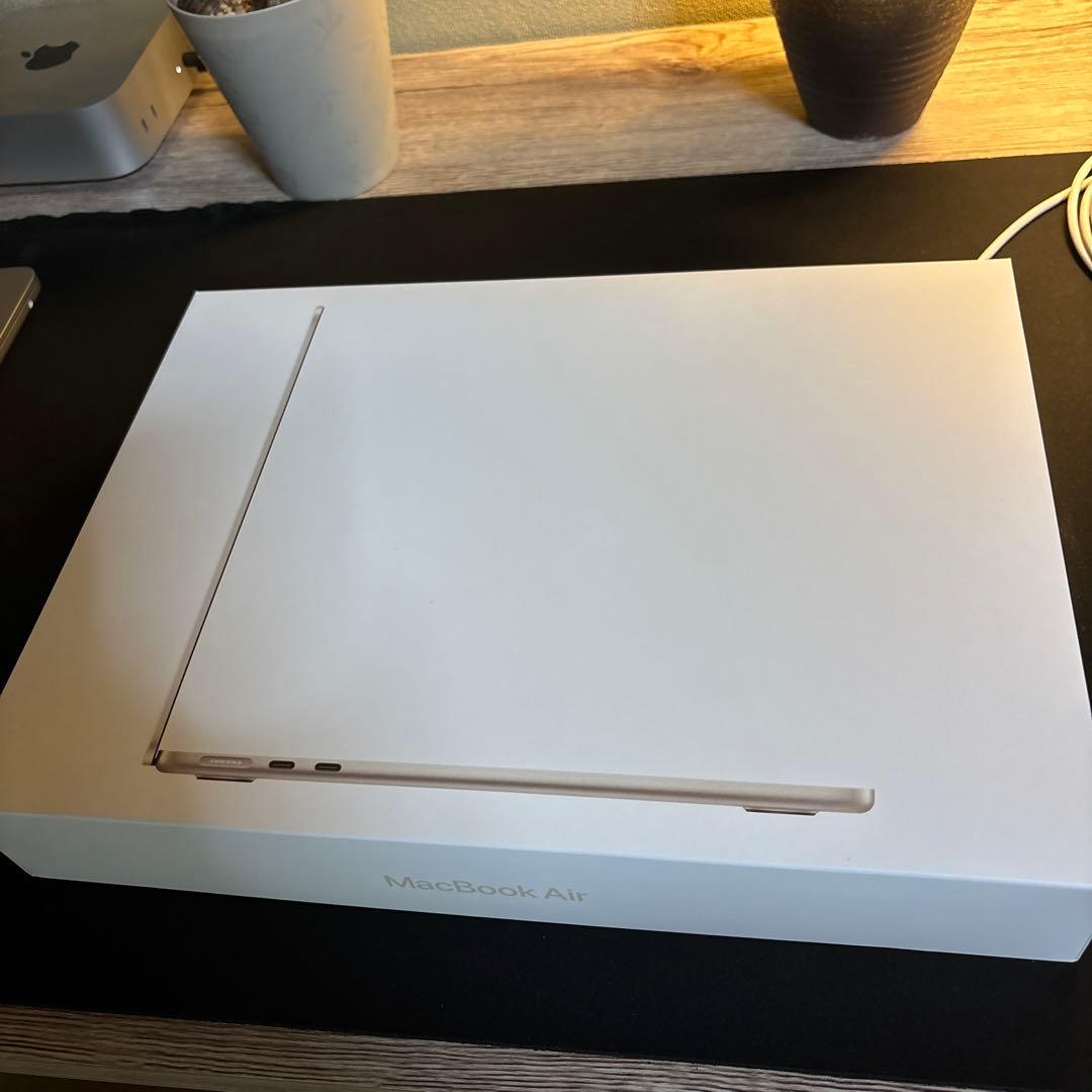 M2 MacBook Air USキーボード 【2025年2月購入】