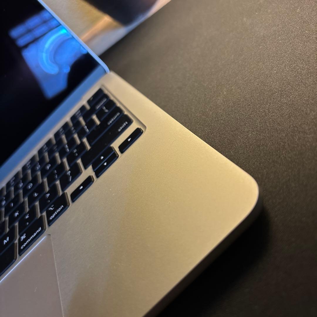 M2 MacBook Air USキーボード 【2025年2月購入】