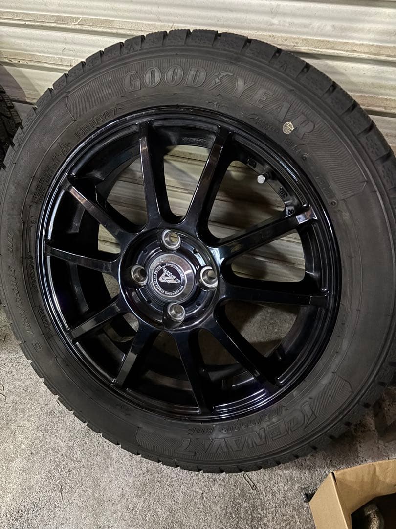 ダイハツ　タフト　スタッドレスセット