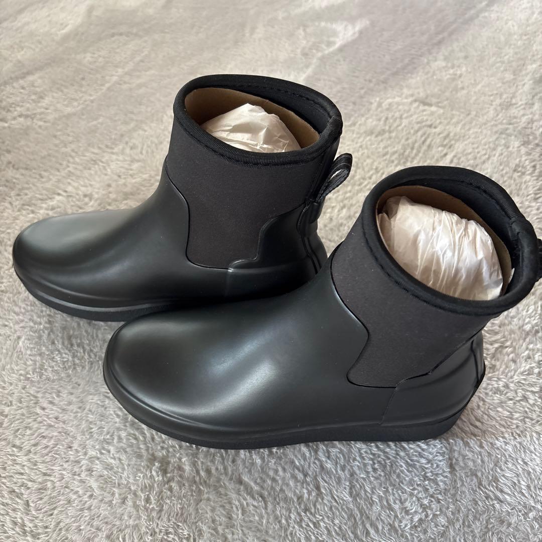 ブラックショートブーツ