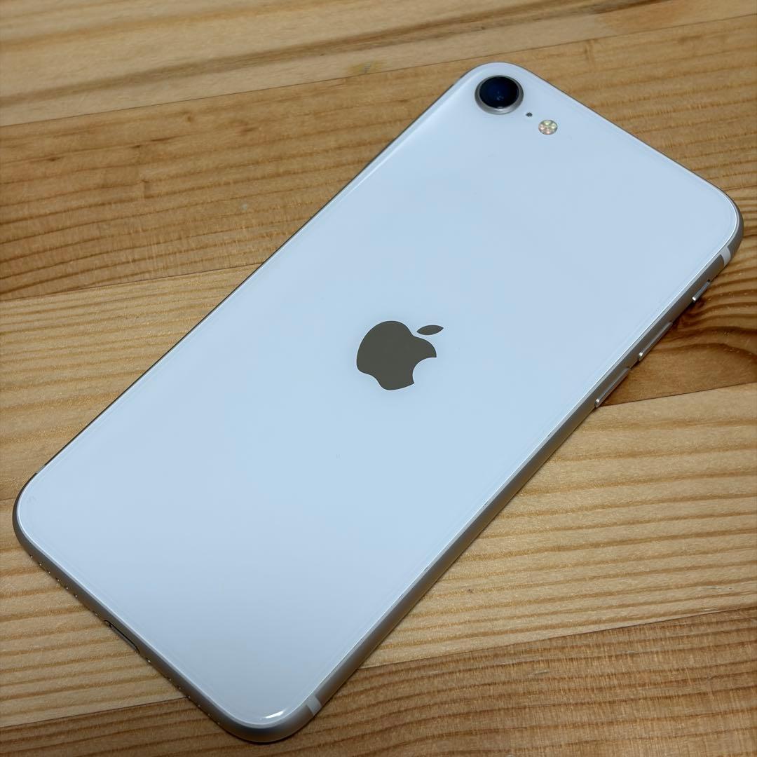 m*n様 バッテリー新品　iPhoneSE第3世代64GB SIMフリー　美品