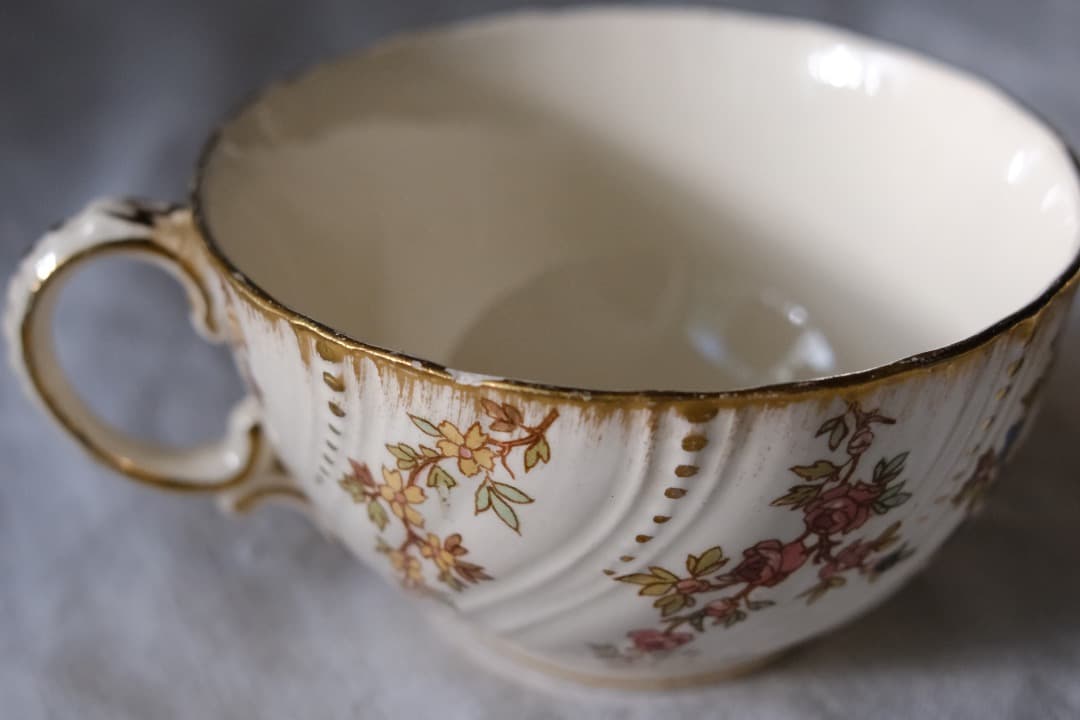 【Holiday Sale】フランスアンティーク｜サルグミンヌのカップ（セット）