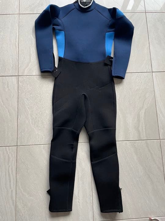 ウェットスーツ　キッズ160センチ