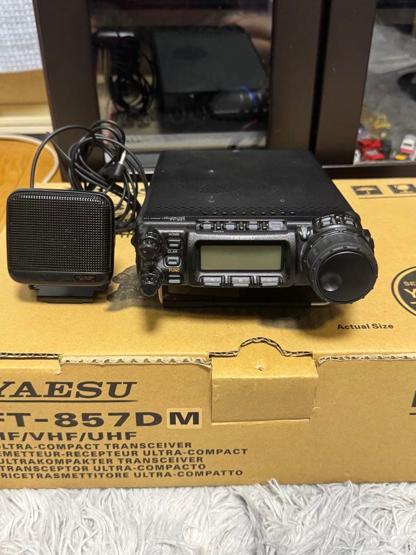 YAESU FT-857DM トランシーバー