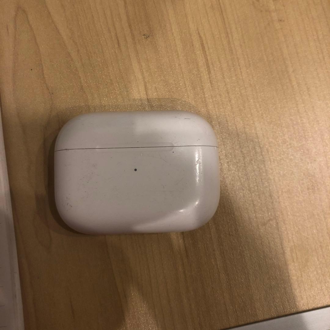 AirPods Pro第二世代 充電ケース付き